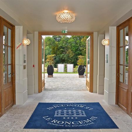 Domaine Du Roncemay - Hotel, Restaurants, Spa & Golf Aillant-sur-Tholon Exterior photo